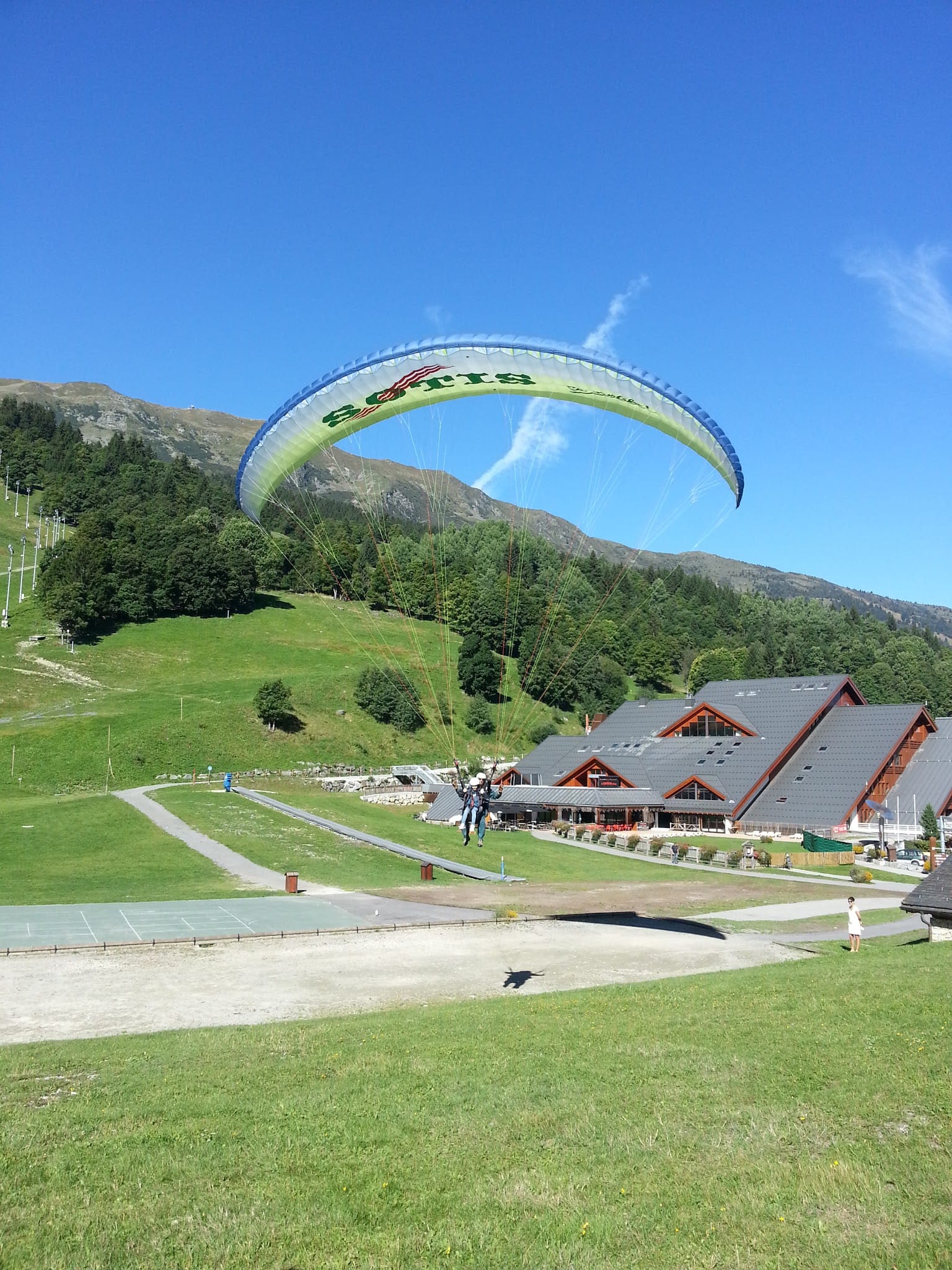 Atterrissage près du chalet
